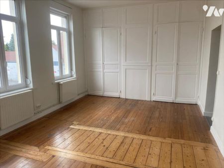 Templemars, appartement de 120m2, cuisine équipée, 3 chambres.880€ et 20€ charges, pas de garage, pa - Photo 2