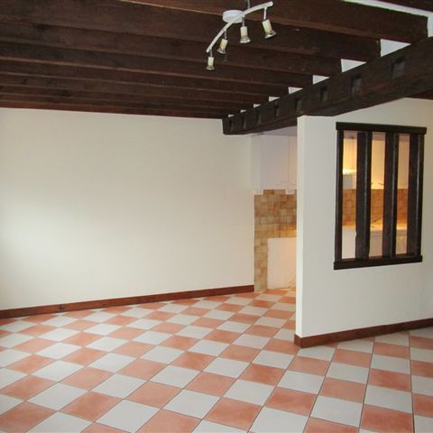 Location appartement 3 pièces, 61.00m², Donnery - Photo 1