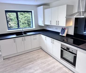 2 bedroom apartment to rent - Photo 3