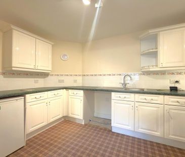2 bedroom flat to rent - Photo 6
