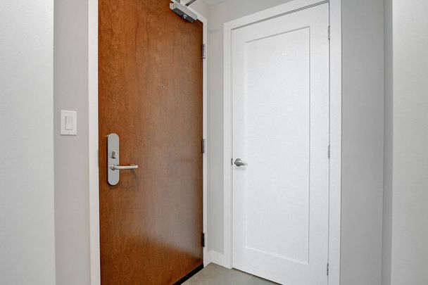 For Lease - 805 Carling Avenue Unit# 3201, Dows Lake - Civic Hospital and Area, Ontario - Photo 1