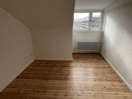 3 - Zimmer Wohnung in Hamburg-St. Pauli (Neuer Kamp 1) - Photo 2