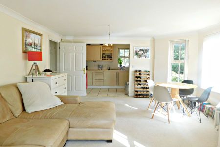 1 bedroom apartment to rent - Photo 5