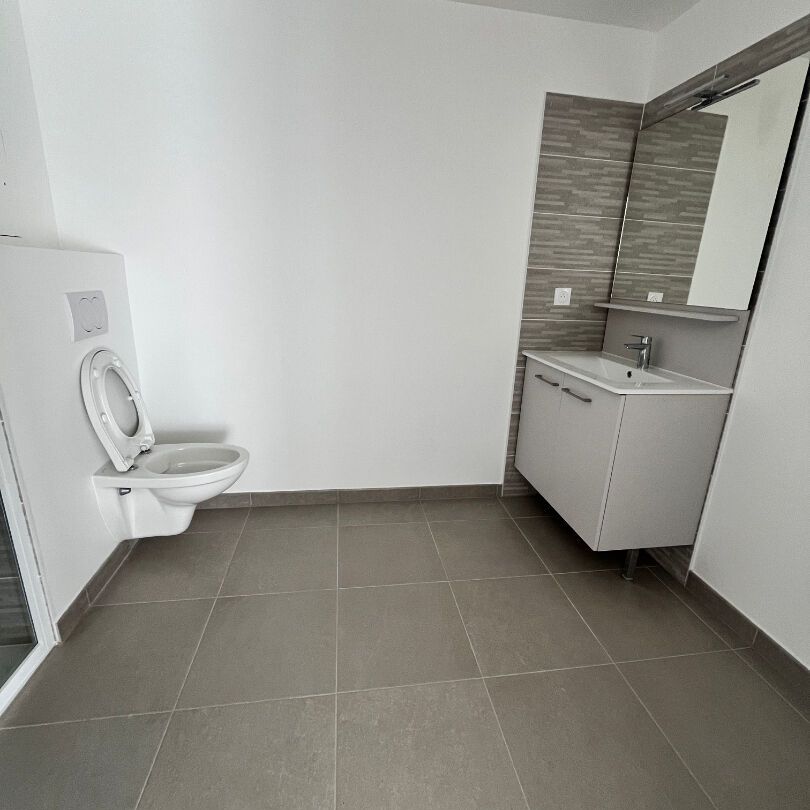 Location Appartement 1 pièce 28m² - Photo 1