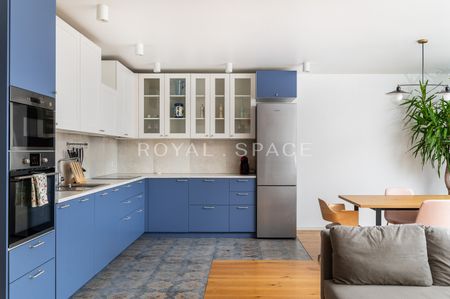 Słoneczny Apartament z miejscem postojowym - Photo 5