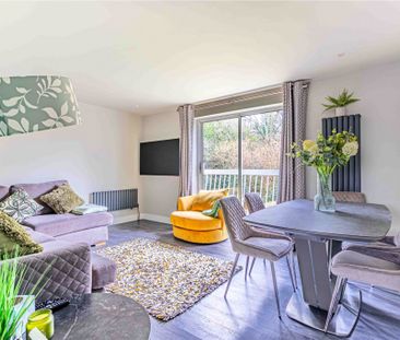 2 bed Flat for rent - Photo 6