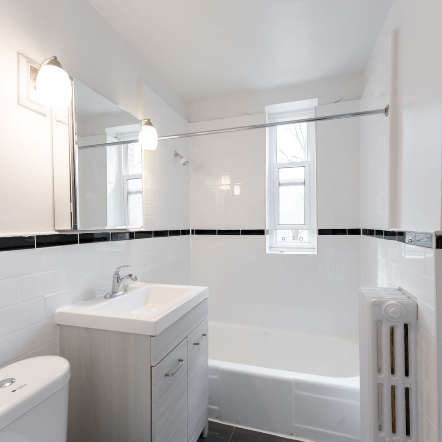 For Lease - 8 Mallory Gardens Unit# 23, Toronto, Ontario - Photo 1