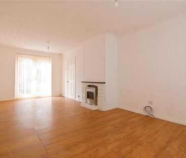 3 bedroom semi-detached house to rent - Photo 2