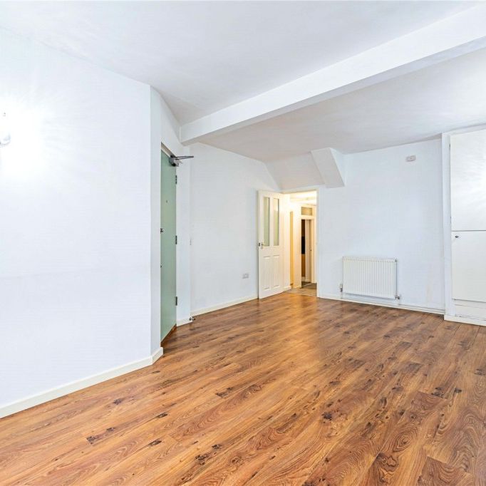 2 bed Ground Floor Flat for rent - Photo 1