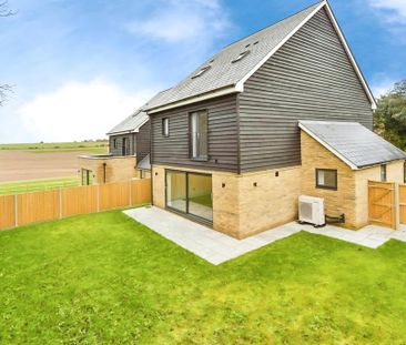 4 bedroom detached house to rent - Photo 3