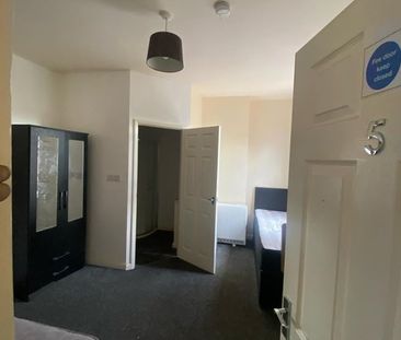 Room in a Shared House, Hillaries Road, B23 - Photo 6