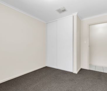 4 Bedroom family home in Blakeview - Photo 3