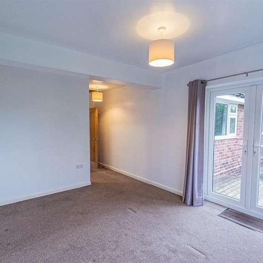 Highfield Avenue, Appleton, Warrington, WA4 - Photo 1