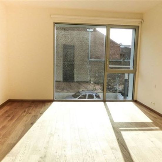 Appartement te huur - Photo 1