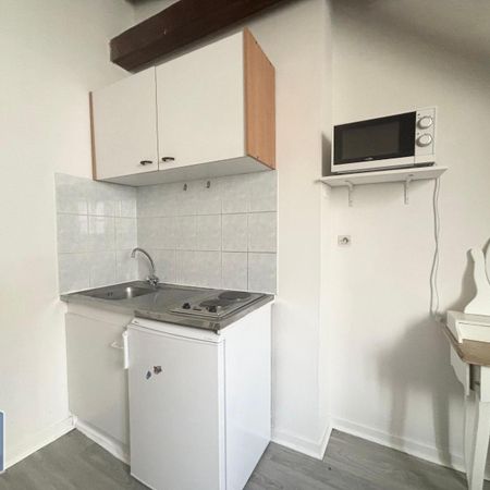 Location Appartement 1 pièce 17m² VALENCIENNES 59300 - Photo 3