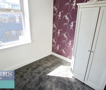 4 bedroom terraced house to rent - Photo 6