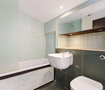 Newbury Mews, Chalk, NW5 - Photo 5