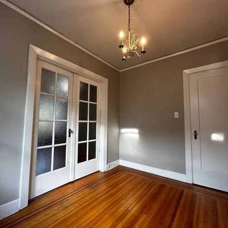 Large 1 Bed/1 Bath Historic Condo in Granville - Photo 1