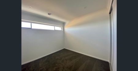 Modern Living - Photo 5