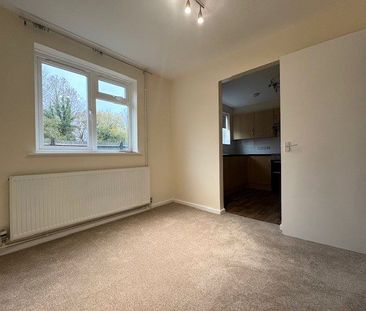 3 bedroom terraced to rent - Photo 1