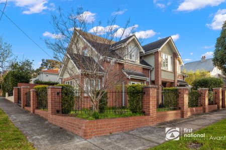 32 First Avenue, 3101, Kew Vic - Photo 3