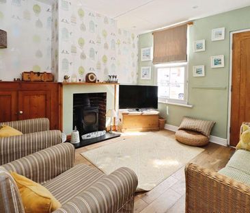 3 bedroom terraced house to rent - Photo 3