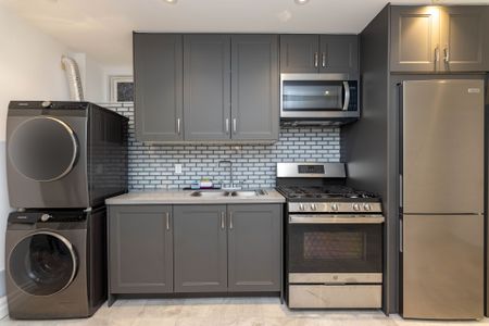 For Lease - 244 Roxton Road Unit# Lower Level, Toronto, Ontario - Photo 4