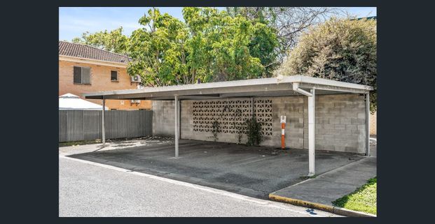 Convenient & Contemporary Living - Photo 1