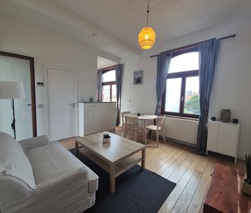 CHATELAIN - 1 Bedroom apartement with terrace - foto 2