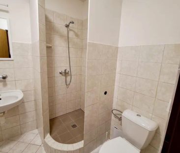 Prostějov, Poděbradovo nám., byt 1+kk 8.500,- Kč + energie - Photo 4