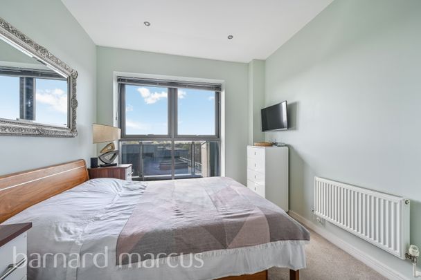 St. Mary's Road, Surbiton - Photo 1