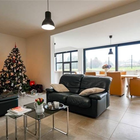 Appartement te huur - Photo 1