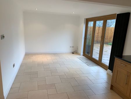 The Gate House, Thrussington - Photo 3