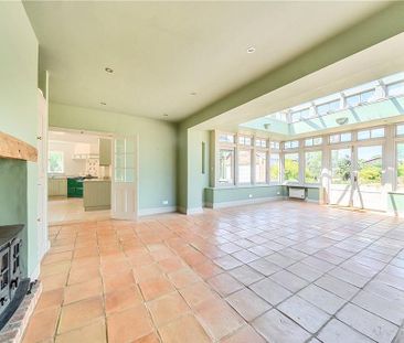5 bedroom detached house to rent - Photo 3