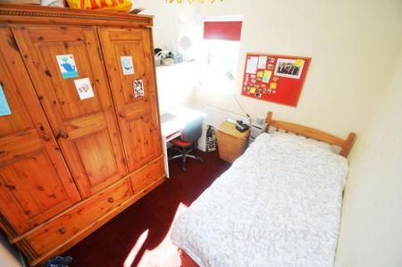 5 bedroom house to rent - Photo 2