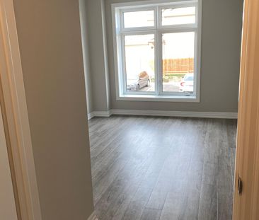 For Lease - 195 Commonwealth Street Unit# 103, Kitchener, Ontario - Photo 3