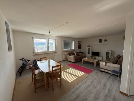 Appartement de 4,5 pièces avec balcon - Photo 2