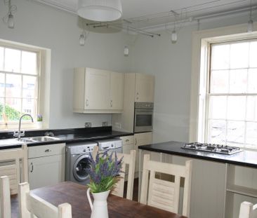 2 bedroom apartment to rent Lansdown Place, Cheltenham, Gloucesters... - Photo 4