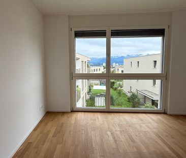 Exclusive 3.5-room apartment in the attic in the owner's standard - Photo 6