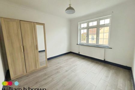 Crossfield Road - Photo 3