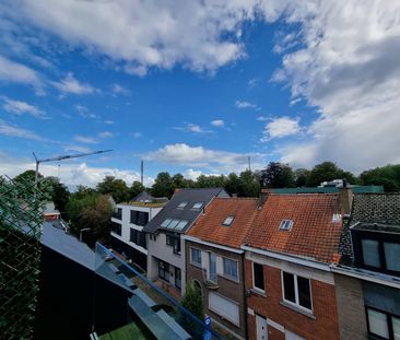 Duplex met 2 slaapkamers, terras en staanplaats! - Foto 4