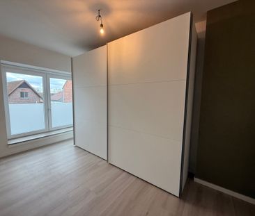 ERPE - MERE - Gerenoveerde rijwoning met tuin. - Photo 3