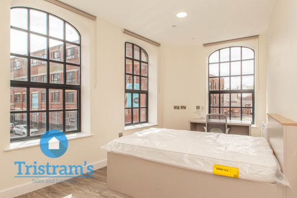 1 bed Apartment for Rent - Photo 1