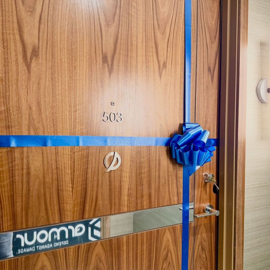 For Lease - 1 Concord Cityplace Way Unit# 503, Toronto, Ontario - Photo 1