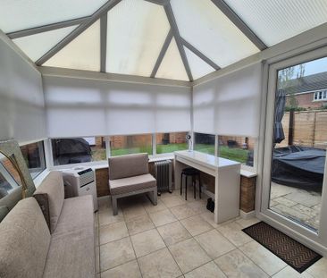 3 bedroom terraced house to rent - Photo 1