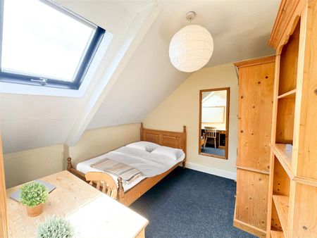 Helmsley Road, Newcastle Upon Tyne - Photo 5