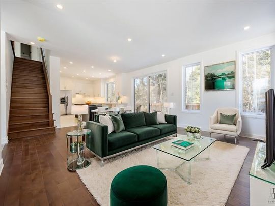 114 Rue de Liège - Photo 1