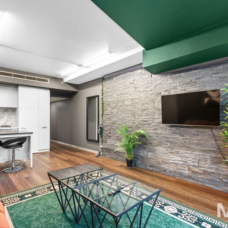 322/757 Bourke Street, Docklands - Photo 1