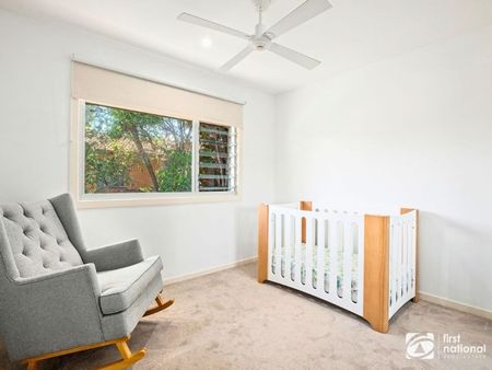 Contemporary living at its finest! - Photo 2