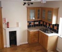 4 bedroom house, 2 en-suites - Photo 3